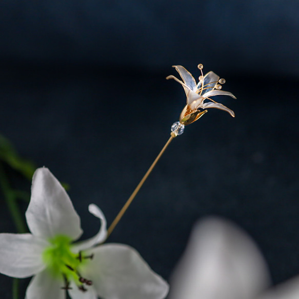 卡薩布蘭卡（百合）胸針帽子別針翻領別針偷別針 第3張的照片