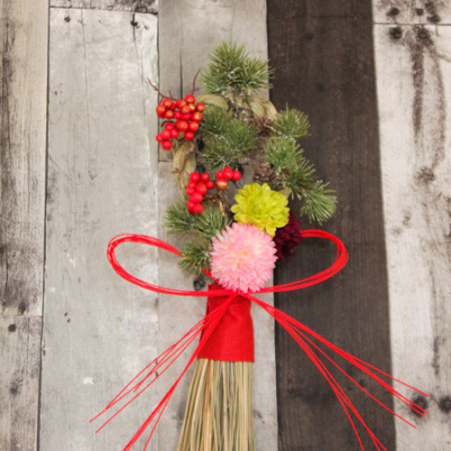 万葉松とピンポンマムの小さ目しめ縄飾＊＊ しめ縄・しめ飾り Grandma