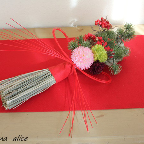 万葉松とピンポンマムの小さ目しめ縄飾＊＊ しめ縄・しめ飾り Grandma