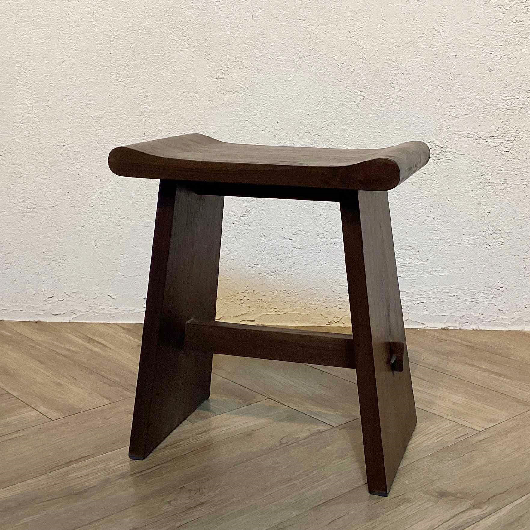 ウリン材 無垢 木製ベンチスツール 腰掛け 椅子 Type2【ウォルナット色】　cha188