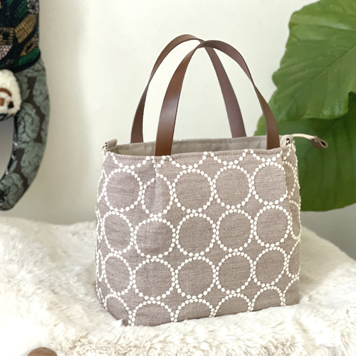 ⚮̈ミナペルホネン tambourine brown かくれんぼトート タック入