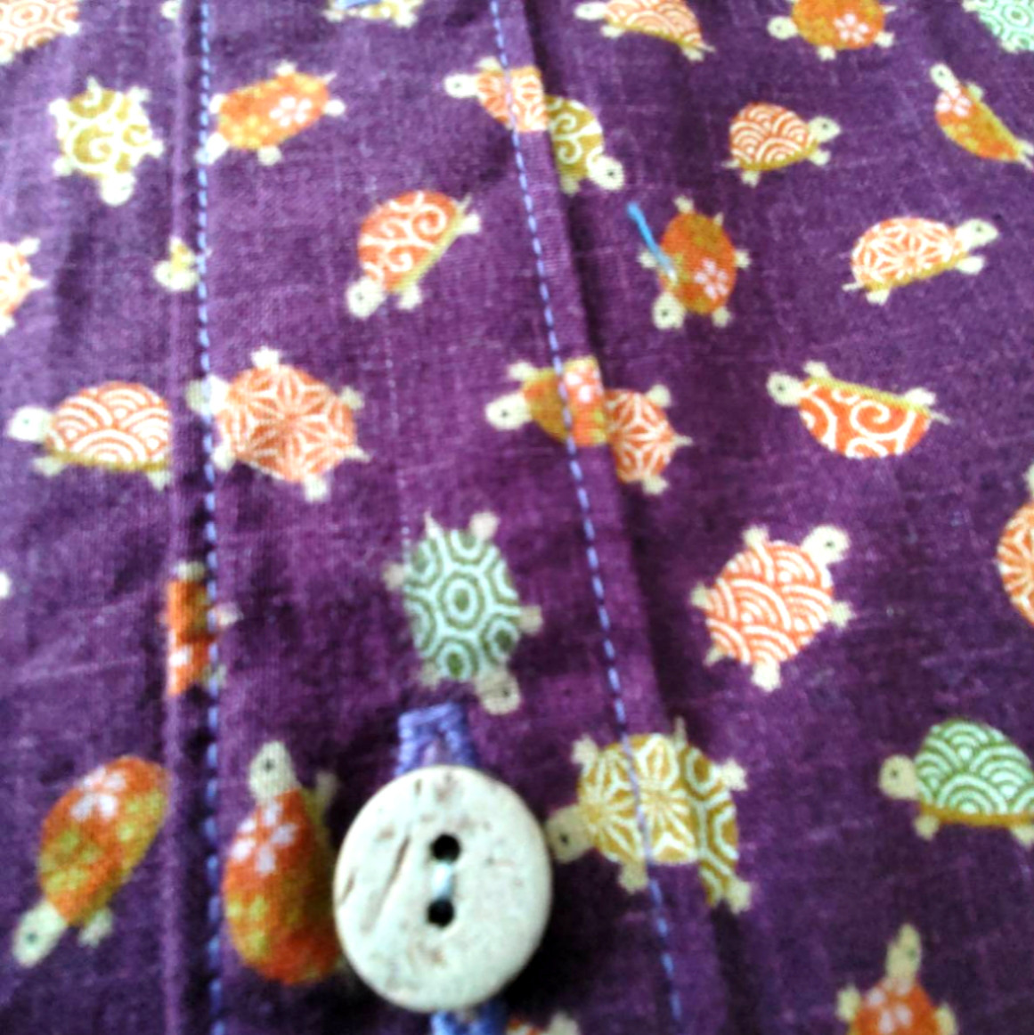 コガメさん シャツ　Мサイズ 【ワケあり品】