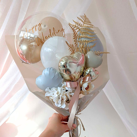 【送料無料】ホワイトベージュブーケ │ 結婚式　お洒落　卒業　謝恩会　花束　ブーケ　お祝い　ギフト　バルーン　風船 2枚目の画像