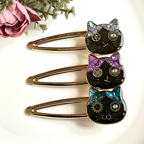 レジン 螺鈿と歯車のハチワレ猫 ヘアクリップ ブルー ヘアクリップ