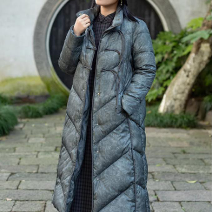 送料無料 レトロ デザインでゆったり とした 刺繍と暖かい ショート ジャケット