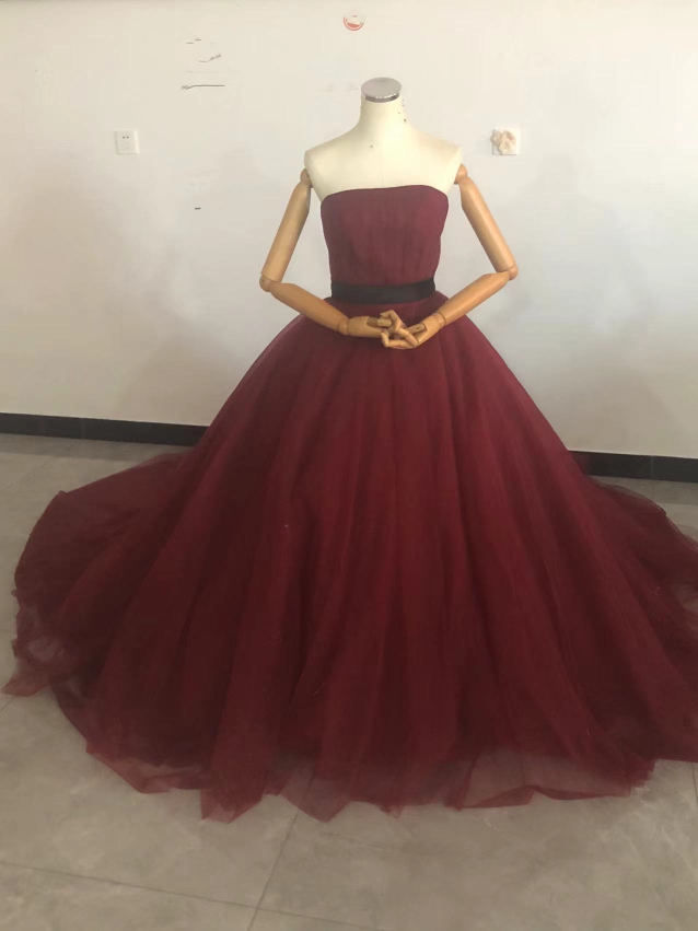上品！カラードレス ボルドー色 ベアトップ サッシュベルト チュールドレス クラシカル