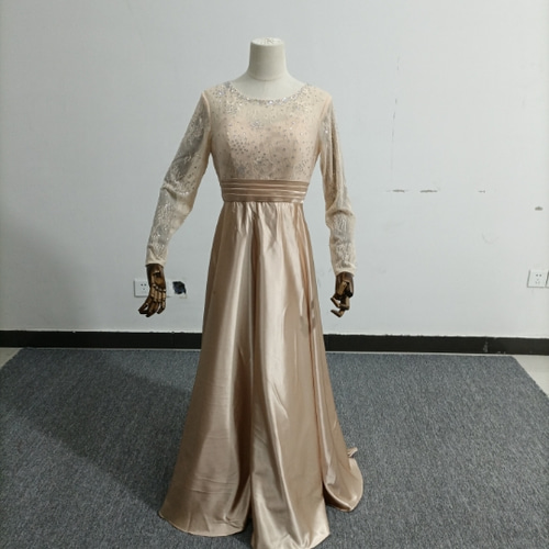 パーティードレス シャンパン色 キラキラのハンドビーディング 長袖  