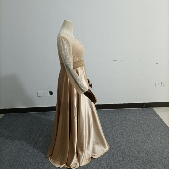 パーティードレス シャンパン色 キラキラのハンドビーディング 長袖 ファスナー 成熟した気質