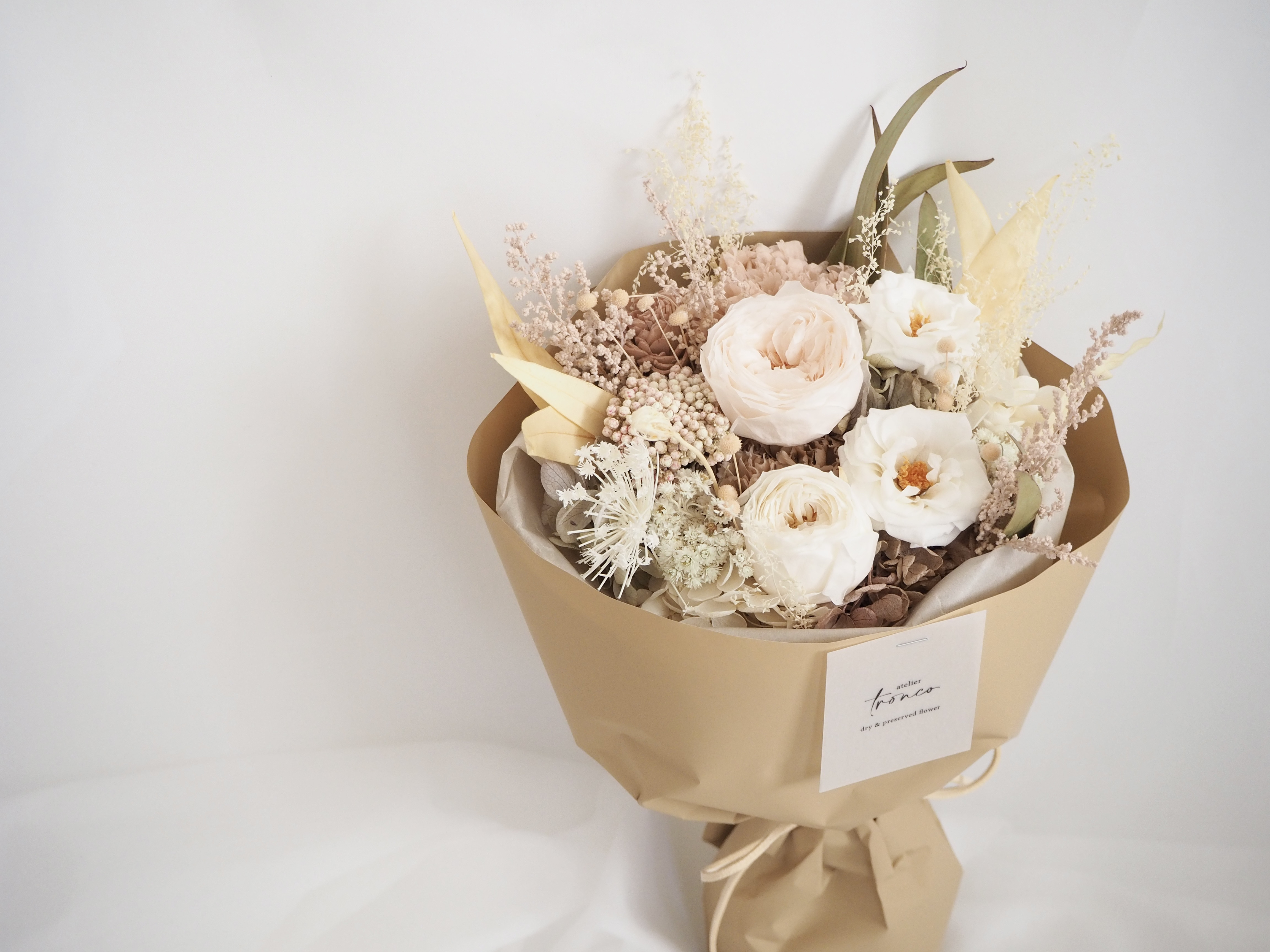 【カラフル】新品　花柄　白　フラワープリント　社交ダンスツーピース　ｄ008