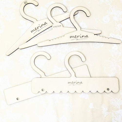 作家様におすすめ】ブランドロゴ入刻印ハンガー 名入れ オリジナル 服