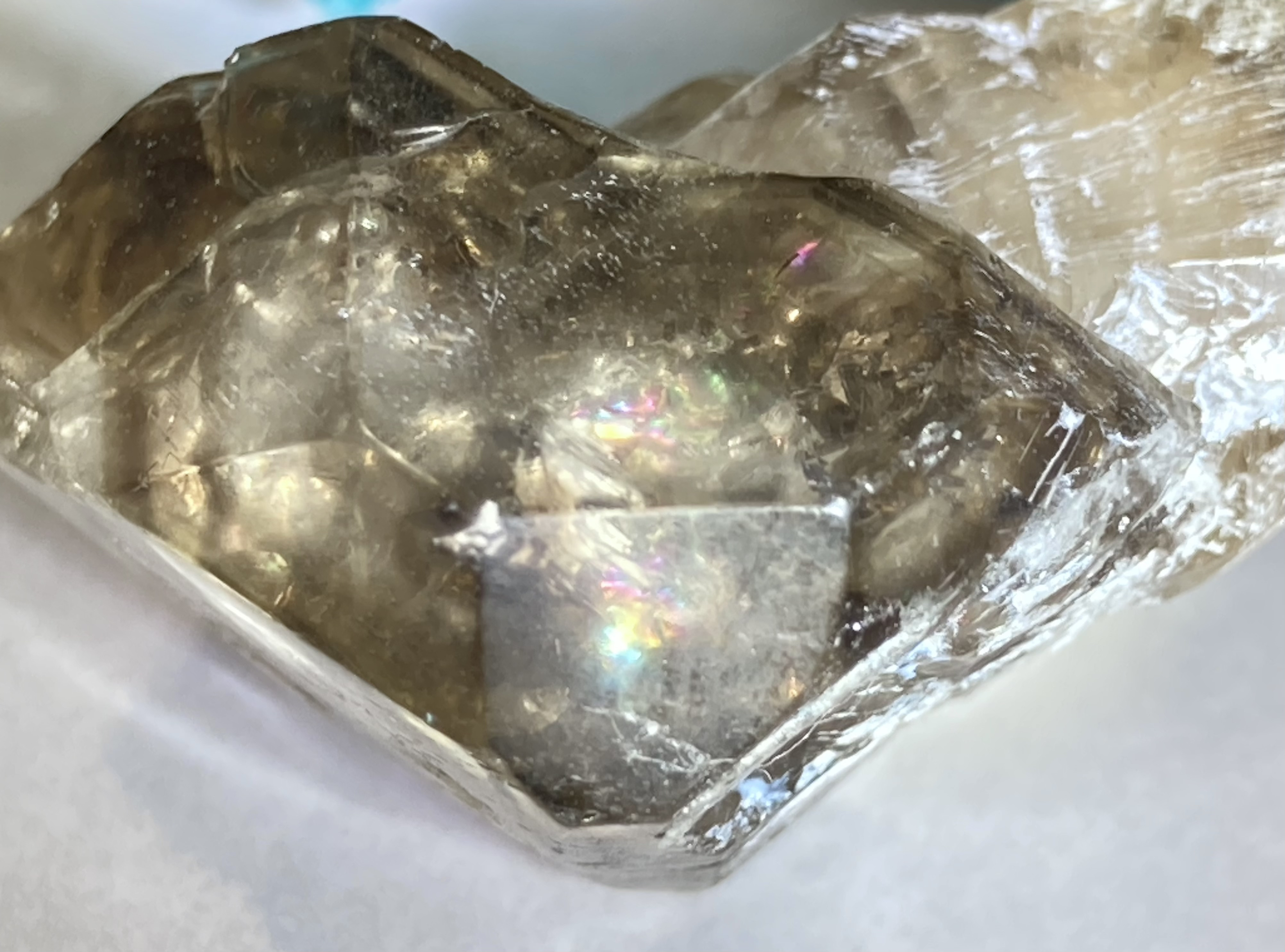 天使のギフト✨　レインボー　スモーキー エレスチャル クォーツ 骸骨水晶　原石
