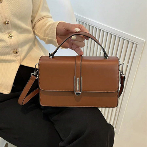 シンプル金属ハンドルフラップ スクエアショルダーバッグ、レディース