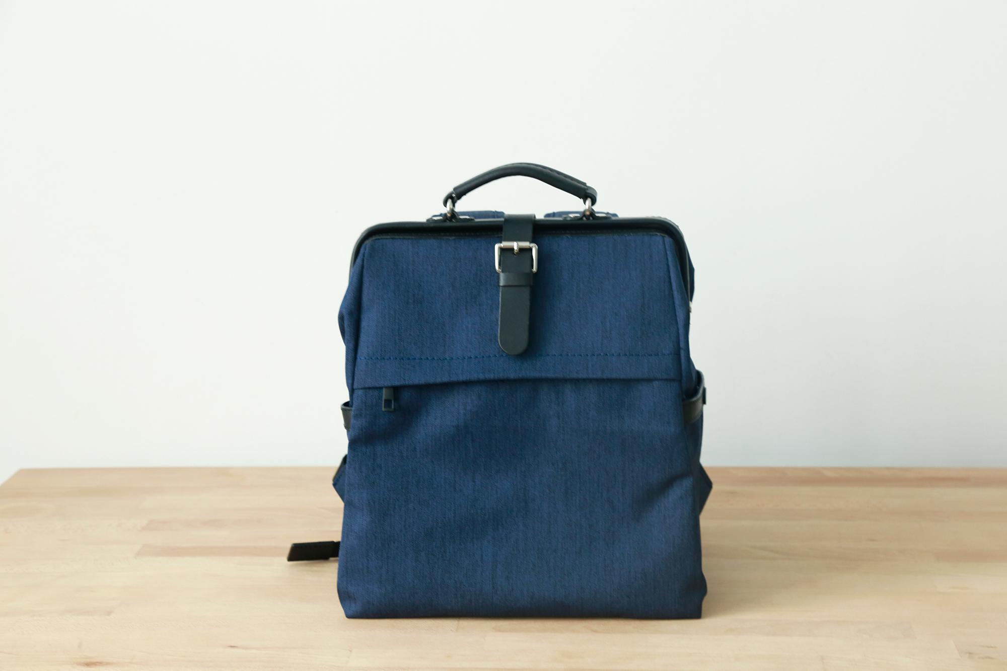 ★１つ限りキャンペーン中！★口枠 本革手作りのクラシックリュックサック【紺色】