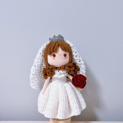 ハンドメイド ブライダルドール 結婚 手作り編みぐるみのウェディングドール（ウェディングドレス）ギフト