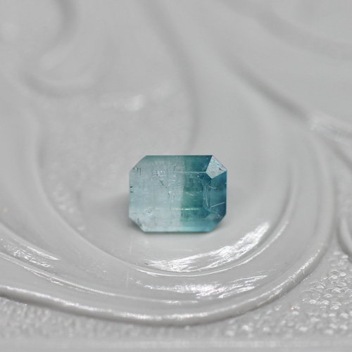 エメラルドカット バイカラートルマリン 0.40ct 4.1mm×3.1mm-2.6mm  