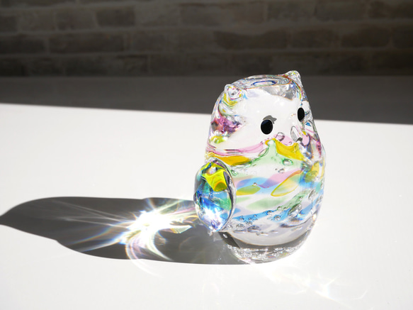 新作【虹】フクロウ・ガラスの置物・めでたい・癒しと明るさをおうちに 2枚目の画像