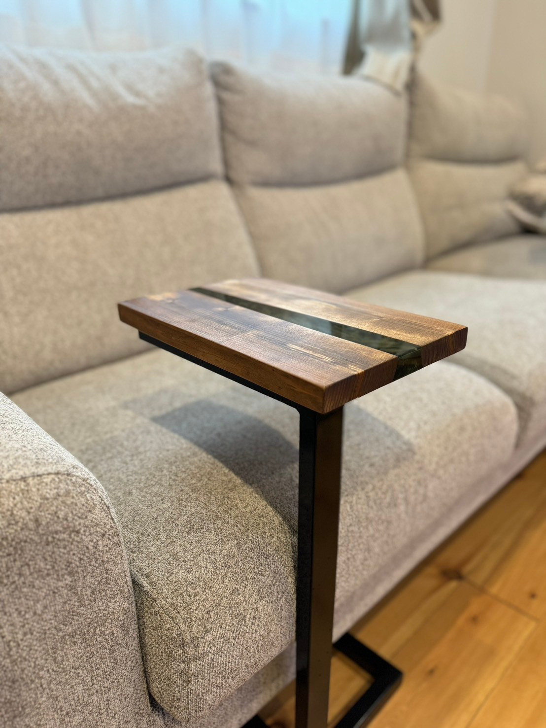 ウィークエンド・シトロン　【 ソファーテーブル　おしゃれ　コンパクト　便利 】