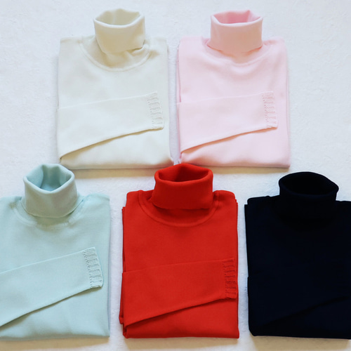 色違いで揃えたい】透かし編み柄 タートルストレッチプルオーバー