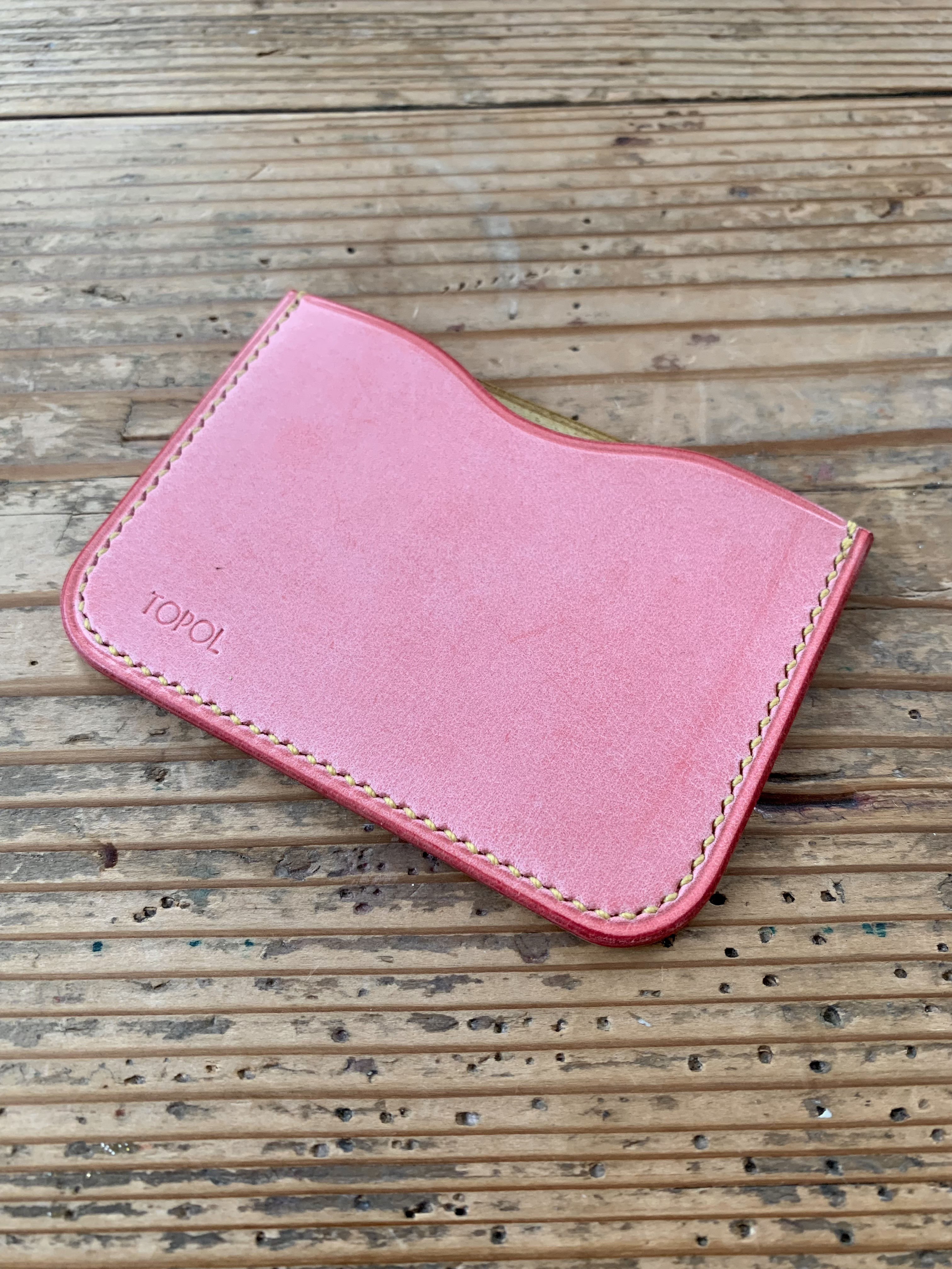 手縫いで創った革のシンプルパスケース『Macaron - LeccaLecca - Topolino 451』