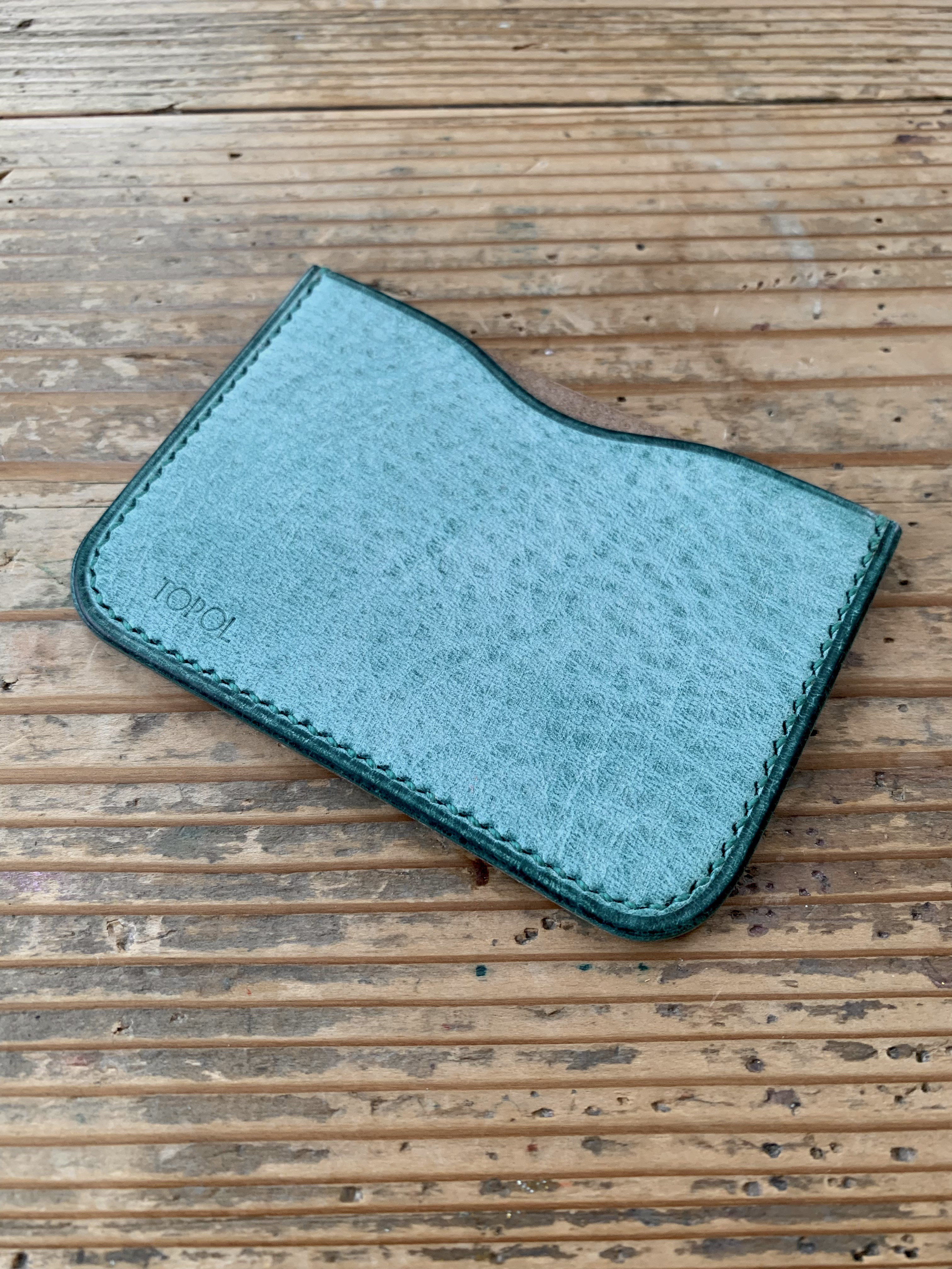 手縫いで創った革のシンプルパスケース『Konpeito - Cider - Topolino 452』