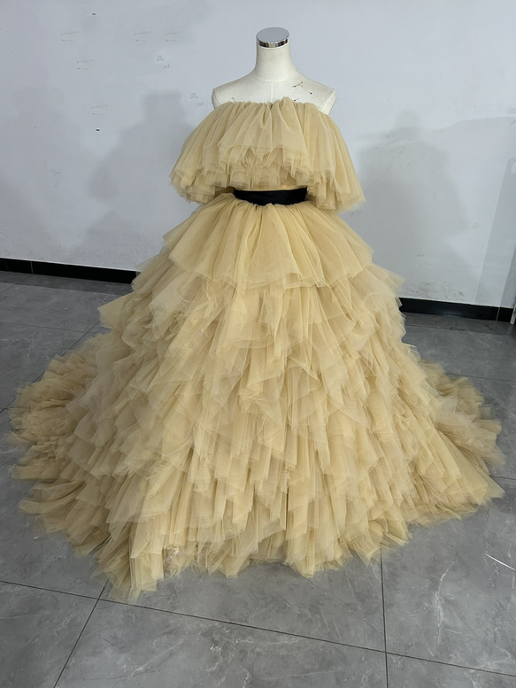 アーバンブランジュ イエロー オフショルダー フリルドレス