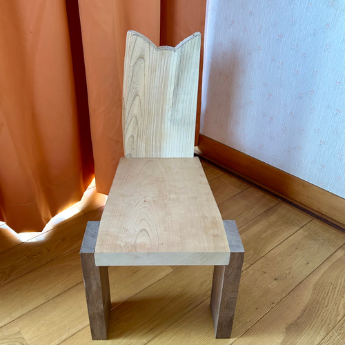 かわいい耳がついた森の木椅子（koisu) 組立キットNo.04 DIY 日曜大工