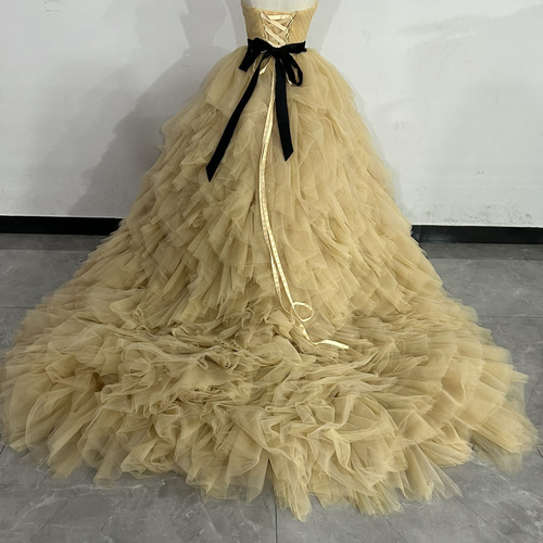 イエローチュールドレス イエロー ロングドレス ベアトップ ビジュ刺繍 チュール 肩