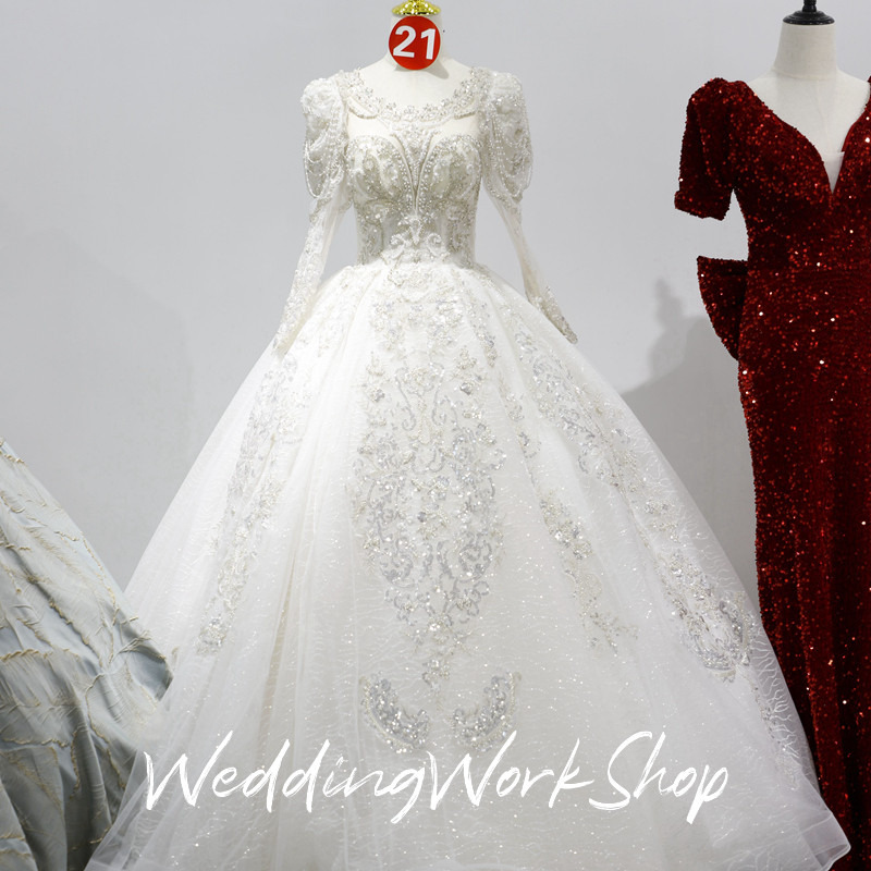 結婚式 高級ウェディングドレス キラキラ 手縫いスパンコール パール 長袖　プリンセスラインC05