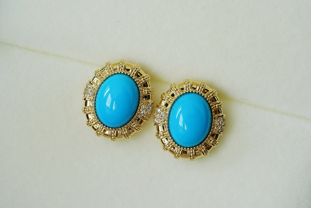 「眠り姫」K18 成功・繁栄・健やかな体・旅の安全　12月の誕生石　アリゾナトルコ石　ターコイズ　ピアス　ダイヤモンド