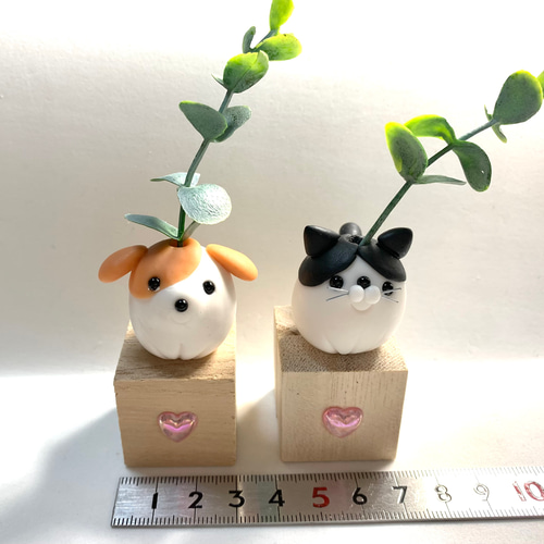❤️在庫処分SALE❤️☆一輪挿し風わんちゃん猫ちゃん 樹脂粘土 1500円
