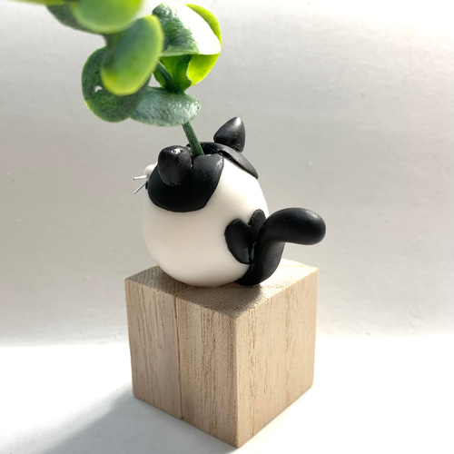 【未開封品】はらぺこカネゴン 一輪挿し ❤️在庫処分SALE❤️☆一輪挿し風わんちゃん猫ちゃん 樹脂粘土 1500円