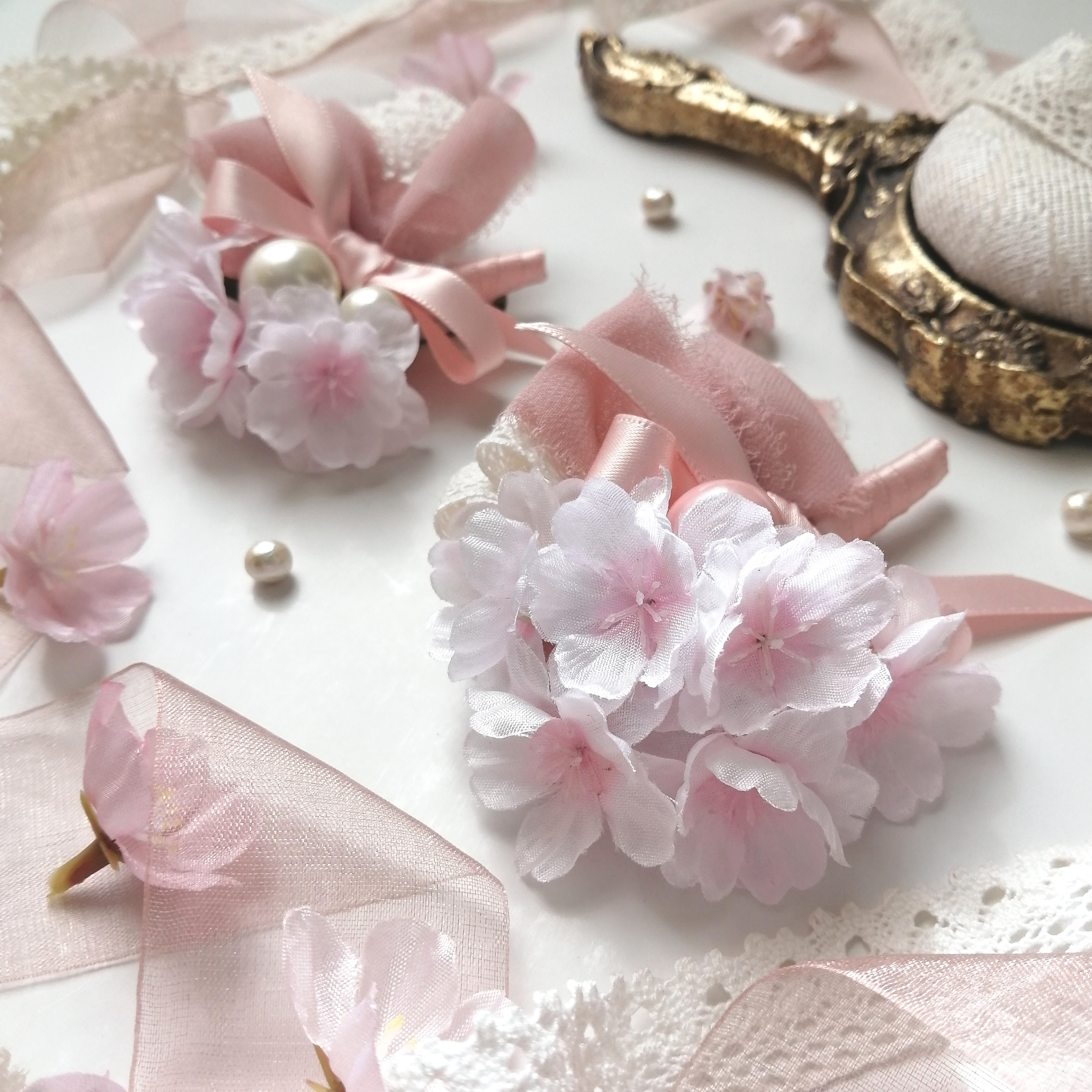 【親子セット】ホワイトピンクの桜コサージュ　さくら　入園式　卒園式　入学式　卒業式　結婚式　春の超早割2026
