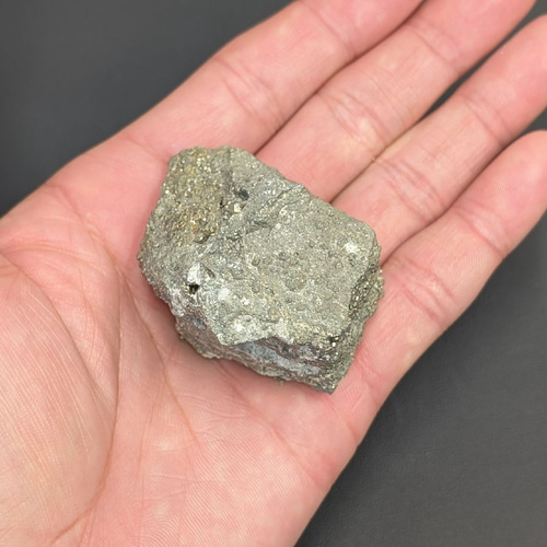 パイライト 原石 150g pa1 愚者の金と呼ばれる オブジェ お守り