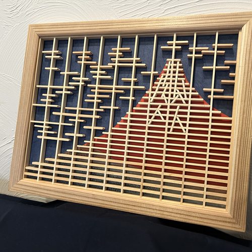 組子　組子細工　壁掛け　ウォールアート　赤富士 組子細工 総桧 富嶽三十六景 赤富士 富士山シリーズ第7段 金蘭緞子生地