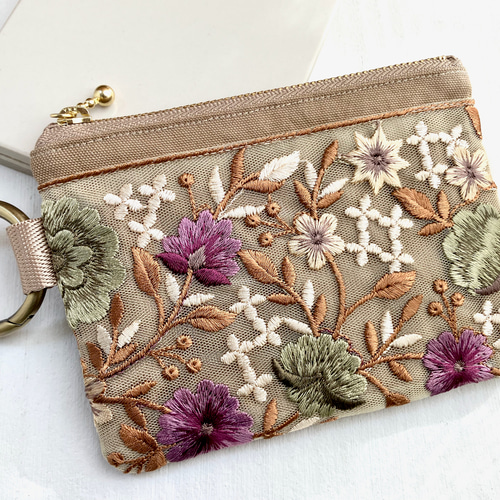 インド刺繍リボン ポケットティッシュケース付きミニポーチ カラビナ