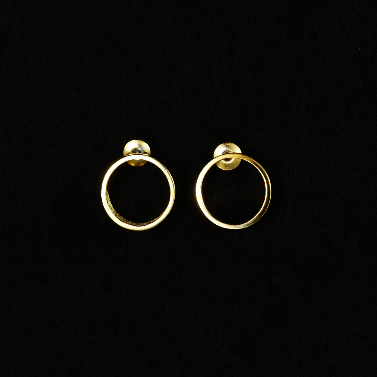 SIAN オリジナル　ハンドメイド　ピアス　１pic　S240038