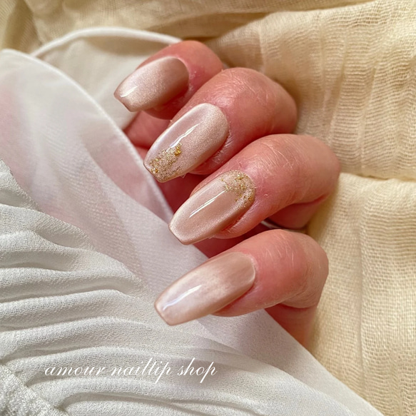 simple pink ネイルチップ　シンプル　淡色　成人式　ブライダル　結婚式　お呼ばれ 2枚目の画像