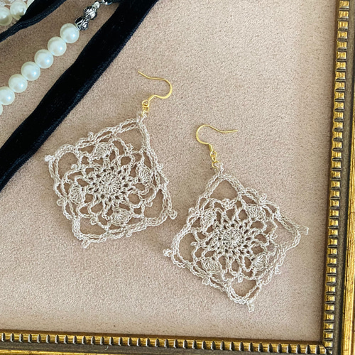 レース編み（かぎ針編み）ピアスのモチーフ編み図 印刷済みA4プリント3
