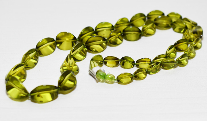 Ж現品限り リトアニア産天然グリーンアンバー72.2㎝ロングネックレス