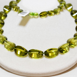 Ж現品限り リトアニア産天然グリーンアンバー72.2㎝ロングネックレス 4枚目の画像