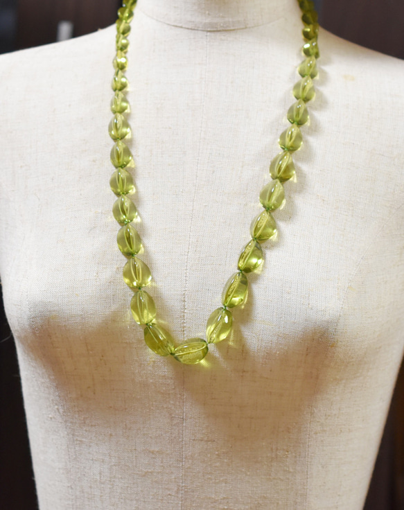 Ж現品限り リトアニア産天然グリーンアンバー72.2㎝ロングネックレス 7枚目の画像