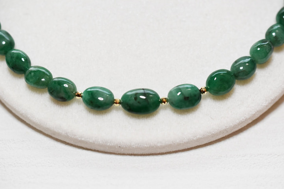 ж K18 18金 天然エメラルド126.85ct 46.7㎝ネックレス 2枚目の画像