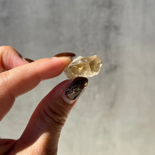 コンゴ産 クンダリーニシトリン（非加熱シトリン）】③ 黄水晶 鉱物