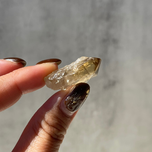 コンゴ産 クンダリーニシトリン（非加熱シトリン）】③ 黄水晶