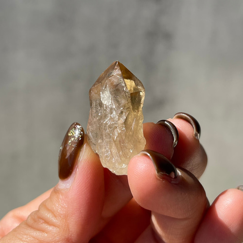 コンゴ産 クンダリーニシトリン（非加熱シトリン）】③ 黄水晶