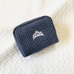 プリンセスベア・ティアラ　nubiポーチ　H12W17D5 くま　プリンセス　ティアラ　刺繍　大人可愛い　コスメポーチ　 4枚目の画像