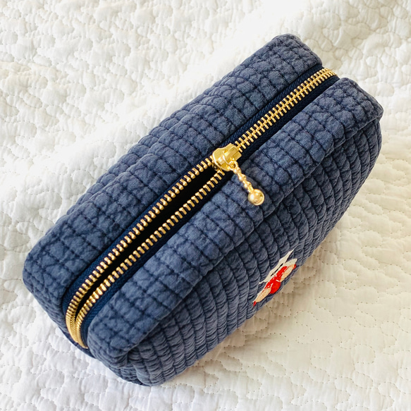 プリンセスベア・ティアラ　nubiポーチ　H12W17D5 くま　プリンセス　ティアラ　刺繍　大人可愛い　コスメポーチ　 6枚目の画像