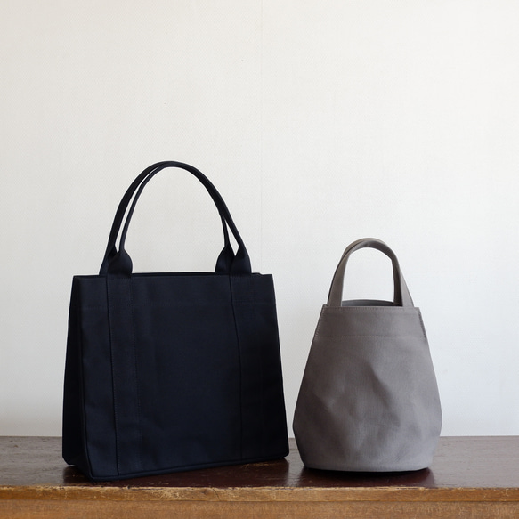 1/26まで〈新春福袋〉トートバッグ03 BOX 黒＆丸底プランプトート  