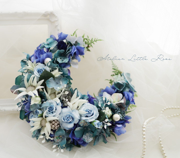 ＊ブルー三日月リース＊１点物＊ムーンリース＊結婚式＊晴れやかブルー2026