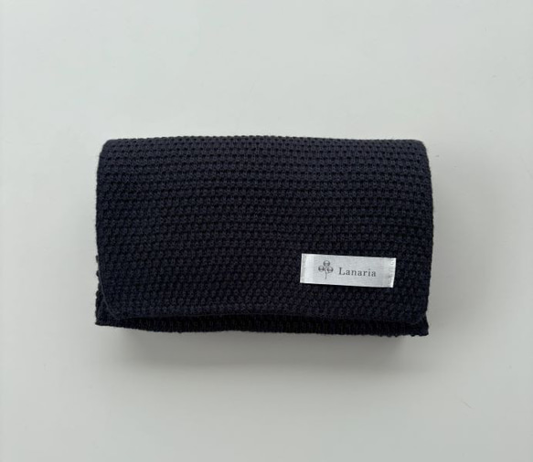 『ポコポコ』と表情豊かな【カノコ編み】のサッと巻けるコンパクトミニマフラー　【ネイビー】 7枚目の画像